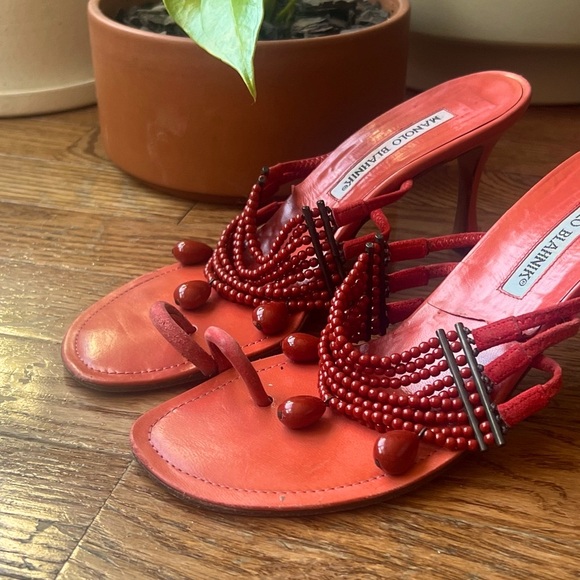 Manolo Blahnik beaded kitten heel sandals 👠 - Picture 7 of 14